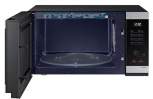 Samsung 40L Grill Microwave Oven - silver trim - Image 2